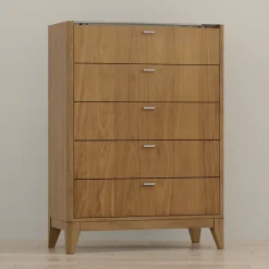 Amalie Chest