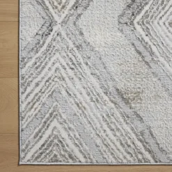 Hennings Area Rug