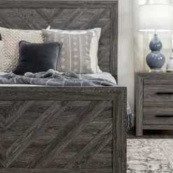 Kelcey Full Bed, Chest & Nightstand