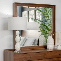 Minetta Mirror