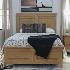 Modern Classics Cal King Panel Bed