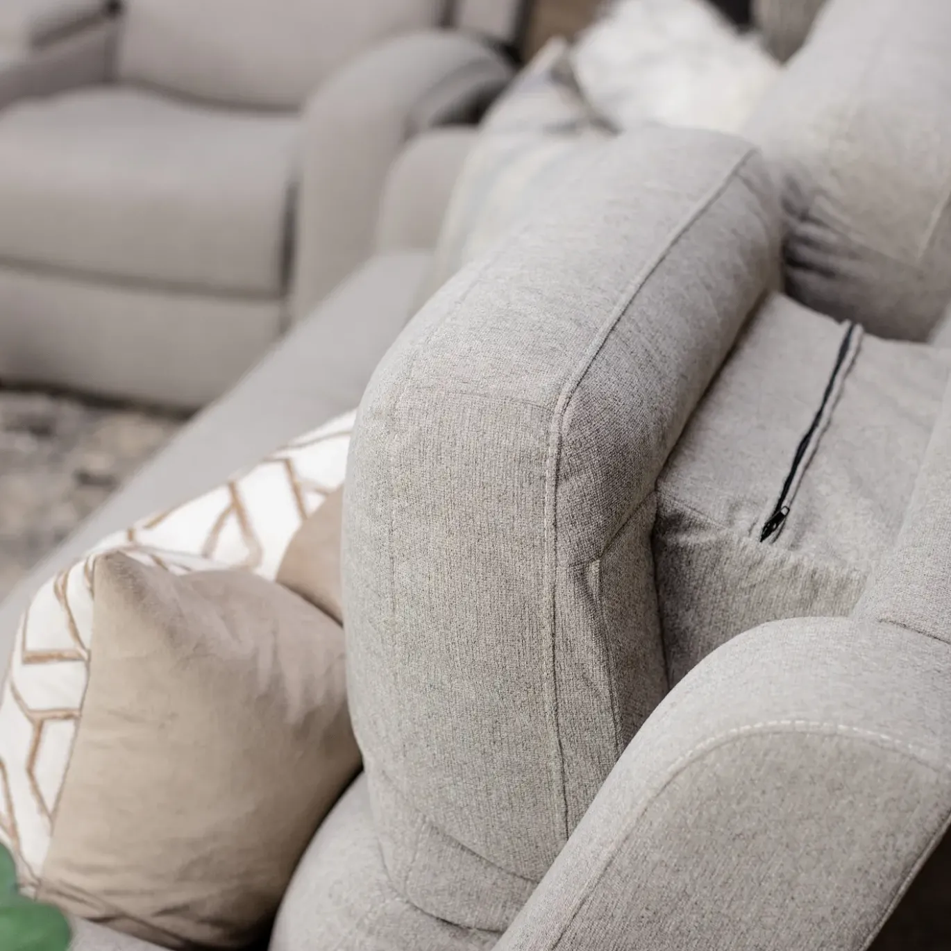 Riverdale Zero G Power Reclining Sofa with Power Lumbar
